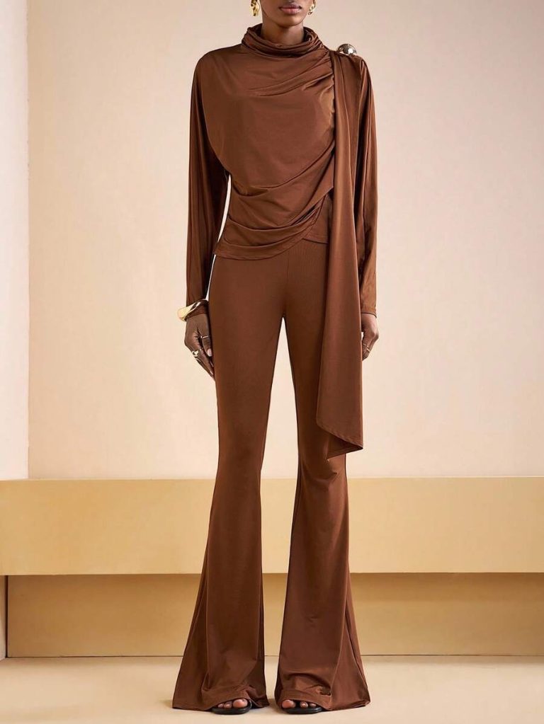 Zivah 2025 Autumn New Halloween Birthday Party Banquet College Style Student Daily Casual Cruise Travel Viral Hit Elegant Commute Business Casual Turtleneck Long Sleeve Metal Decor Shoulder Fitted Asymmetric Hem T-Shirt Paired With Fitted Flare Pants, Burgundy, Women 2-Piece Set, Autumn/Winter - Image 5