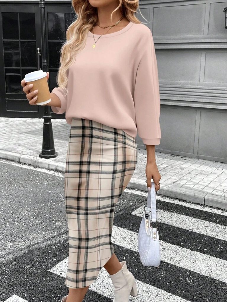 SHEIN LUNE 2pcs Women Casual Striped Round Neck 3/4 Sleeve Top And Pencil Midi Skirt Set, Suitable For Autumn/Winter Brown Two Piece Set Women Striped Two Piece Set - Image 110