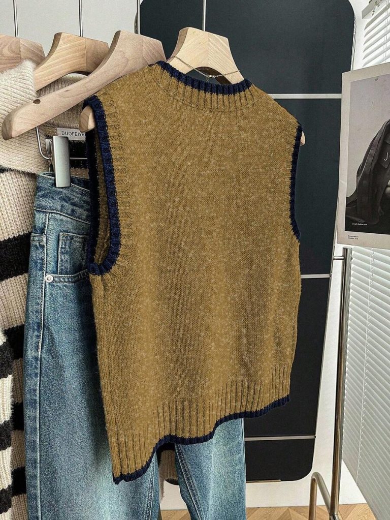 Franclia Back To School Casual Style Loose Round Neck Sleeveless Woolen Woven Contrasting Color Trimmed Khaki Autumn And Winter Women's Knitted Top Fall Clothes For Women Going Out Tops Women - Image 74