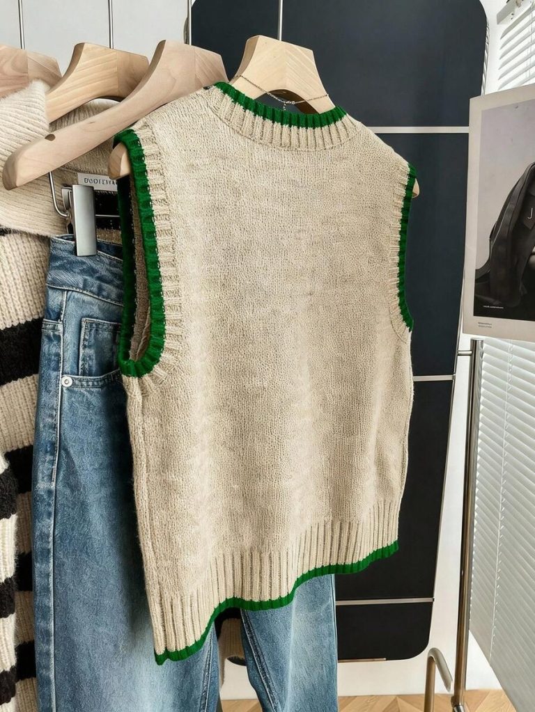 Franclia Back To School Casual Style Loose Round Neck Sleeveless Woolen Woven Contrasting Color Trimmed Khaki Autumn And Winter Women's Knitted Top Fall Clothes For Women Going Out Tops Women - Image 79
