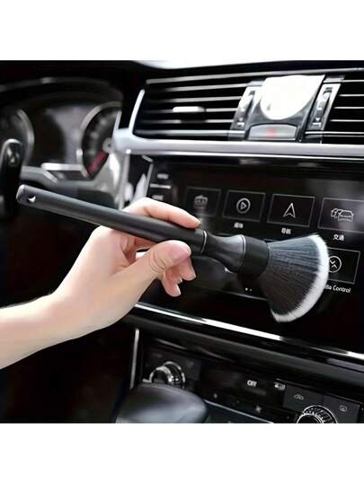 1pc Premium Car Interior Detailing Brush – Ultra-Soft Bristles For Dash, Air Vents, Leather & Console Cleaning – Perfect For Dusting, Crumb Removal & Delicate Surfaces – Essential Auto Cleaning Tool For Professional Detailers & Car Enthusiasts – Achieves Spotless Interior Without Scratches Or Lint.