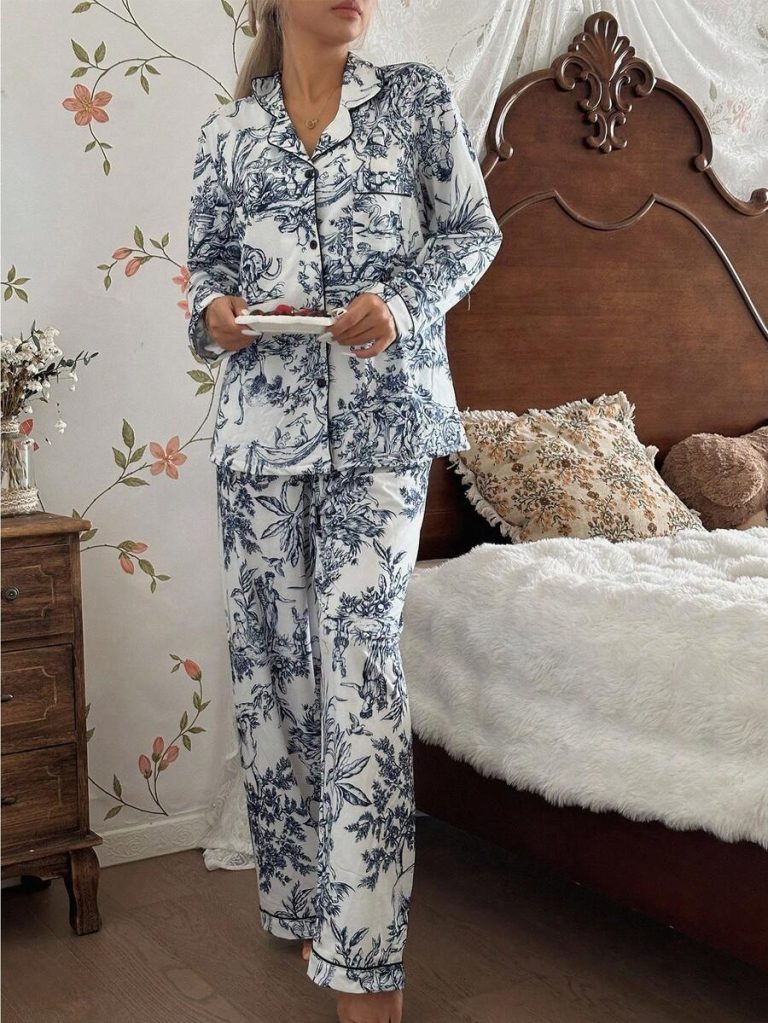 SHEIN Chinese Style Figure & Landscape Print Long Sleeve Pajama Set With Collar Matching Lounge Sets, Toile Print Pajamas Blue And White Pajamas Set, Fall Clothes  Cozy And Elegant Details - Image 12