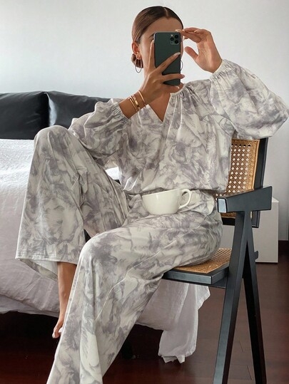 DAZY Tie-Dye Full Print Lantern Sleeve Loose Women Pajama Set, Fall Clothes