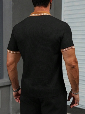 Manfinity CasualCool Men's Casual Vacation Style, Featuring An INS-Inspired Geometric Diamond-Textured Jacquard Knit Short-Sleeve Khaki Polo Shirt With A V-Neck Design. Perfect For Music Festivals, Hawaii Beach Getaways, And Everyday Outfits, Making It A Stylish Gift For Your Boyfriend Or Husband. It Embodies A French-Inspired Elegance And Romance. Men's Knitted Textured Jacquard Polo Shirt, Minimalist & Fashionable, Suitable For Summer , Polo Shirt For Men , Polos For Men - Image 21