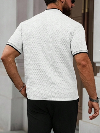 Manfinity CasualCool Men's Casual Vacation Style, Featuring An INS-Inspired Geometric Diamond-Textured Jacquard Knit Short-Sleeve Khaki Polo Shirt With A V-Neck Design. Perfect For Music Festivals, Hawaii Beach Getaways, And Everyday Outfits, Making It A Stylish Gift For Your Boyfriend Or Husband. It Embodies A French-Inspired Elegance And Romance. Men's Knitted Textured Jacquard Polo Shirt, Minimalist & Fashionable, Suitable For Summer , Polo Shirt For Men , Polos For Men - Image 27