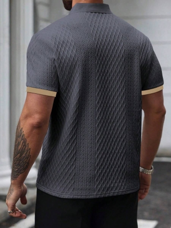 Manfinity CasualCool Men's Casual Vacation Style, Featuring An INS-Inspired Geometric Diamond-Textured Jacquard Knit Short-Sleeve Khaki Polo Shirt With A V-Neck Design. Perfect For Music Festivals, Hawaii Beach Getaways, And Everyday Outfits, Making It A Stylish Gift For Your Boyfriend Or Husband. It Embodies A French-Inspired Elegance And Romance. Men's Knitted Textured Jacquard Polo Shirt, Minimalist & Fashionable, Suitable For Summer , Polo Shirt For Men , Polos For Men - Image 41