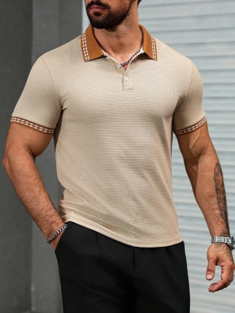 Manfinity CasualCool Men's Casual Vacation Style, Featuring An INS-Inspired Geometric Diamond-Textured Jacquard Knit Short-Sleeve Khaki Polo Shirt With A V-Neck Design. Perfect For Music Festivals, Hawaii Beach Getaways, And Everyday Outfits, Making It A Stylish Gift For Your Boyfriend Or Husband. It Embodies A French-Inspired Elegance And Romance. Men's Knitted Textured Jacquard Polo Shirt, Minimalist & Fashionable, Suitable For Summer , Polo Shirt For Men , Polos For Men - Image 65