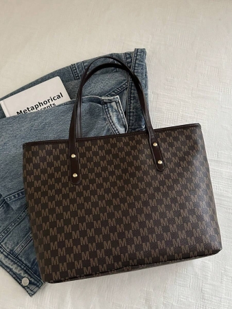 A New Fall And Winter Fashion Letter Print, Large Capacity Tote Bag. Zipper Opening, Lightweight Minimalist, Hardware Pendant Shoulder Bag. Suitable For Women's Daily Life Casual, Commuting, Work And Student Use, Tote Bags For School,College Essentials, New Fashionable Big Bags For Women - Image 5