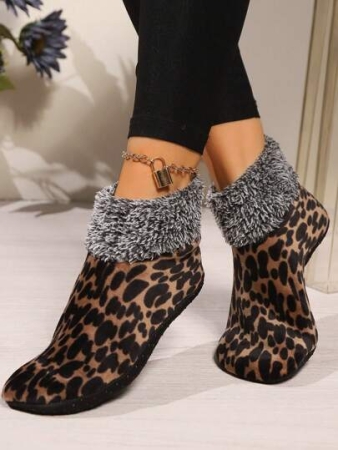 1 Pair Leopard Pattern Floor Socks, Winter Thermal Lined Anti-Slip Indoor Floor Socks For Women, Comfortable Snowfield Socks