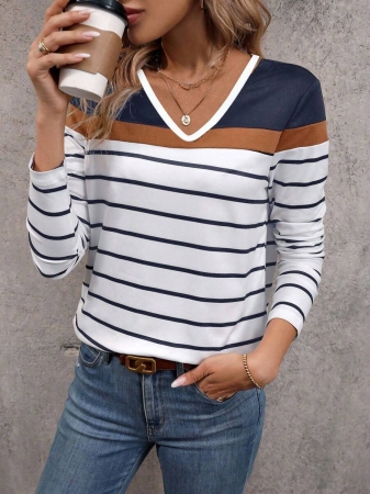 EMERY ROSE Women's V-Neck Cuffed Sleeve, Best-Selling Ombre Heart Print Casual Versatile Long Sleeve T-Shirt - Image 27