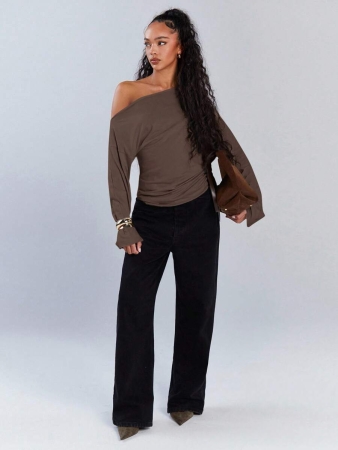 Athîral Women's Polka Dot Print Oblique Shoulder Long Sleeve Cropped Fashionable T-Shirt - Image 50