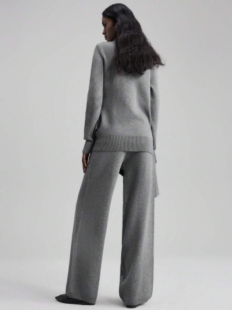 Ontre 2pcs Women's Round Neck Solid Color Wool Blend Sweater Set, Autumn/Winter Versatile And Comfortable Wool Sweater For Fall And Winter Back-To-School Season Campus Wear Club Wear Youthful Casual Style Christmas Evening Clothes New Year Atmosphere Holiday Party Women's Clothing Modern Urban Casual Fashion Business Casual Women's Office Wear Low-Key Old Money Style Effortless Temperament High-End Urban Commuting High-Quality Airport Women's Wear High-End Material Winter Clothes - Image 4