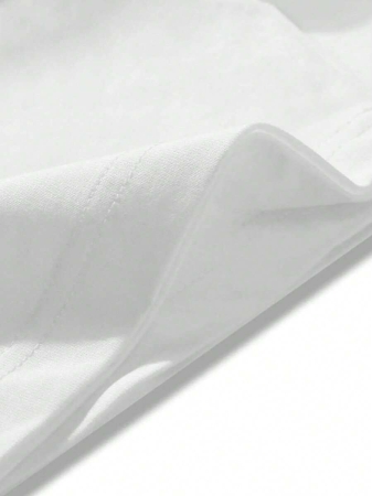 Women's Plus Size Thanksgiving Graphic Print T-Shirt - Casual Short-Sleeved Crew Neck T-Shirt With Maple Leaf And Orange Turkey Graphic Print, Lightweight, Breathable Fabric, Machine Washable, Thanksgiving-Themed, Festive Graphic T-Shirt, Comfortable Seasonal Wear For Thanksgiving And Halloween, Breathable Material, Perfect For Holiday Shoppers. - Image 10