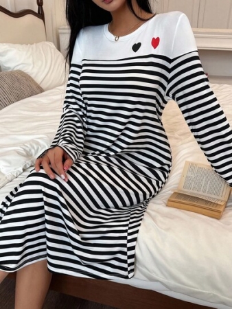 SHEIN Women's Long Sleeve Striped Heart Print Nightgown, Fall