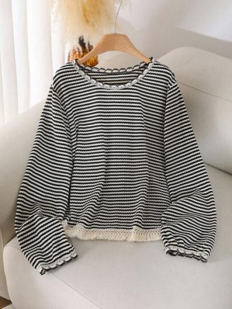 CosyJoli Plus Size Women Crew Neck Striped T-Shirt With Tassel Hem Design, Casual All-Match Versatile Tee,Fall Clothes For Women