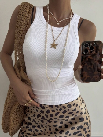 Livesso Women's Casual Basic White Camisole Tank Top, Suitable For Autumn, Spring, Summer - Image 3