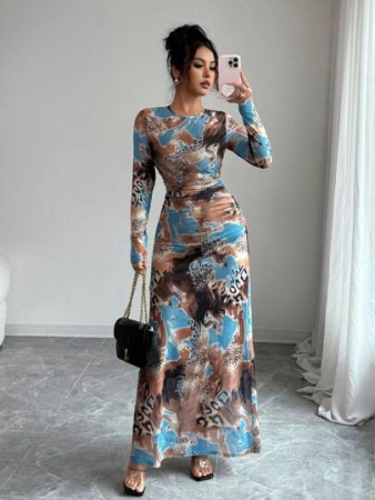 Ladies' All-Over Printed Bohemian-Style Elegant And Versatile Dress, Exuding Charm, Suitable For Beach, Travel, And Parties