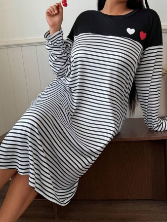 SHEIN Plus Size Women Black & White Striped Long Sleeve Knitted Nightgown, Fall, Cozy Outfits - Image 6