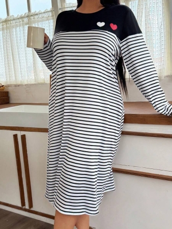SHEIN Plus Size Women Black & White Striped Long Sleeve Knitted Nightgown, Fall, Cozy Outfits - Image 7