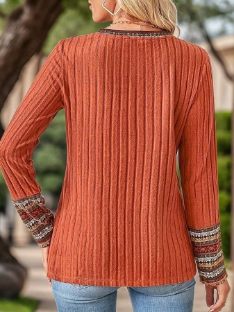 Plus Women's Round Neck Color Blocked Printed Long Sleeved T-Shirt Top - Image 3