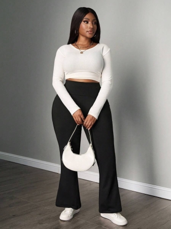 SHEIN PETITE CURVE Plus Size Women's Fall Winter Back To School Casual Homewear Yoga Comfortable Outdoor Solid Black Knitted Elastic Waist High Waist Pockets Flare Leg Trousers,Leggings With Pockets Plus Size Flare Pants Plus Size Wide Leg Pant Plus Size Bell Bottoms - Image 7