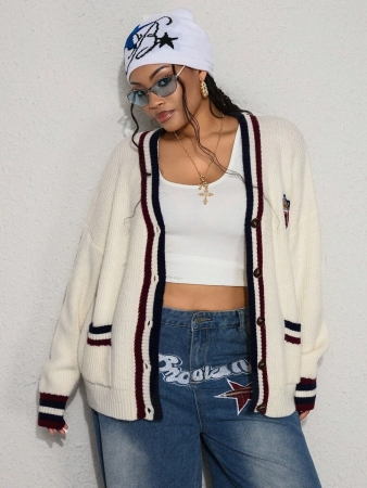 ROMWE Street Life Plus Size V-Neck Cardigan With Campus & Street Badge Design, Plus Size - Image 7