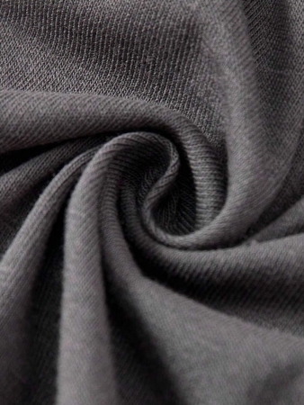 Whitney Houston X SHEIN Young Girl Rocker Graphic Grey Casual Versatile Short Sleeve T-Shirt & Black Skinny Flare Pants - Image 9