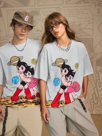 Astro Boy X SHEIN Men's 1pc Cartoon Figure Graphic Round Neck Drop Shoulder Oversize Short Sleeve T-Shirt - Image 2