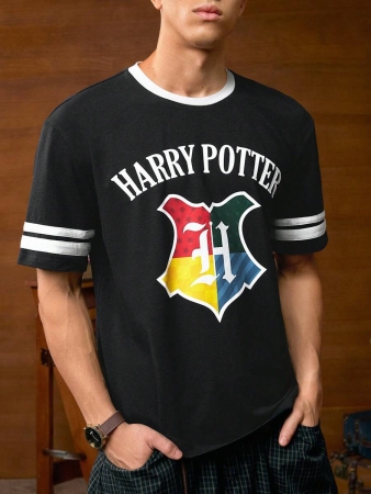 HARRY POTTER X SHEIN Men's Letter And Badge Graphic Round Neck Short Sleeve T-Shirt - Image 5