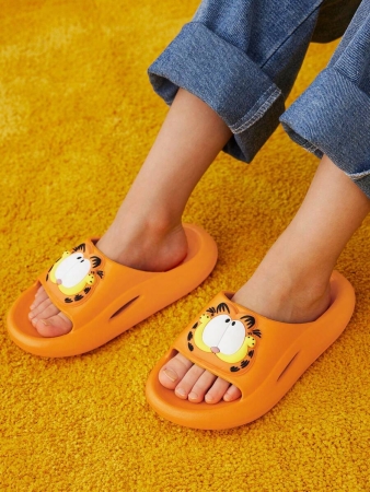 LE PETIT PRINCE X SHEIN Moon & Star Cute Cartoon Blue Children's Slip-On Slippers Toddlers & Kids Non-Slip Quick-Drying Shower Slide, Lightweight And Durable EVA Material, Unisex For Boys And Girls In The House, Bthroom, Playground, Swimming Pool, Beach Indoor Outdoor - Image 177