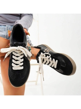 European And American Style Large Size German Training Shoes 5 New Round Toe Versatile Lace-Up Flat White Shoes Low-Cut Sports Shoes - Image 5