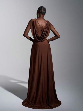 Elitara Elegant Luxurious Brown Elastic Knit Handmade Pleated Draped Neck Backless Draped Slit A-Line Maxi Formal Evening Gown