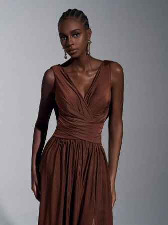 Elitara Elegant Luxurious Brown Elastic Knit Handmade Pleated Draped Neck Backless Draped Slit A-Line Maxi Formal Evening Gown - Image 8