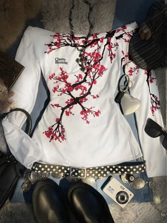 Noixe Y2K Women's Printed T-Shirt, Plum Blossom T-Shirt, Suitable For Autumn And Winter, Fashionable, Printed T-Shirt, Fashionable T-Shirt, Gifts For Brothers And Sisters, Gifts For Sisters, Cute T-Shirt, 2000S Retro T-Shirt, Casual And Simple, Fashionable T-Shirt - Image 8