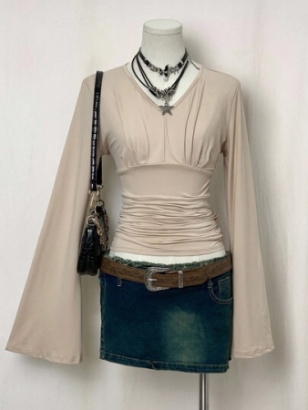 EgrlEra Women's Solid Color V-Neck Flare Sleeve Pleated Fitted Fashion T-Shirt