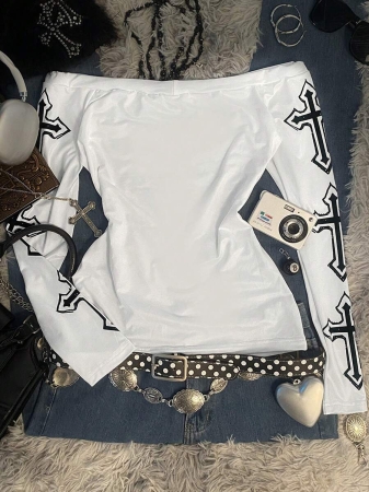 Noixe Y2K Women's Printed T-Shirt, Plum Blossom T-Shirt, Suitable For Autumn And Winter, Fashionable, Printed T-Shirt, Fashionable T-Shirt, Gifts For Brothers And Sisters, Gifts For Sisters, Cute T-Shirt, 2000S Retro T-Shirt, Casual And Simple, Fashionable T-Shirt - Image 3