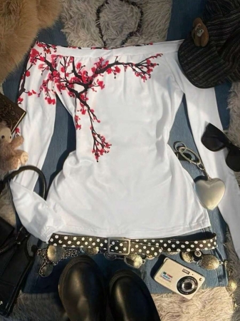 Noixe Y2K Women's Printed T-Shirt, Plum Blossom T-Shirt, Suitable For Autumn And Winter, Fashionable, Printed T-Shirt, Fashionable T-Shirt, Gifts For Brothers And Sisters, Gifts For Sisters, Cute T-Shirt, 2000S Retro T-Shirt, Casual And Simple, Fashionable T-Shirt - Image 9