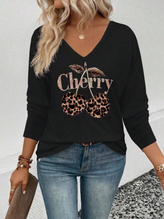 INAWLY Women's V-Neck Flare Sleeve Gradient Heart Print Casual Long Sleeve T-Shirt, Versatile Best Seller Fall Cloth For Women - Image 11