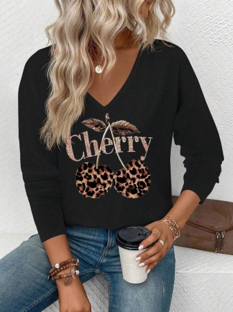 INAWLY Women's V-Neck Flare Sleeve Gradient Heart Print Casual Long Sleeve T-Shirt, Versatile Best Seller Fall Cloth For Women - Image 12