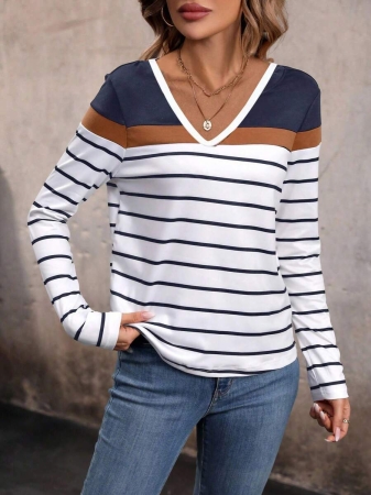 INAWLY Women's V-Neck Flare Sleeve Gradient Heart Print Casual Long Sleeve T-Shirt, Versatile Best Seller Fall Cloth For Women - Image 47