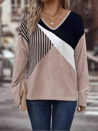 INAWLY Women's V-Neck Flare Sleeve Gradient Heart Print Casual Long Sleeve T-Shirt, Versatile Best Seller Fall Cloth For Women - Image 82