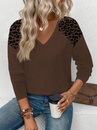 INAWLY Women's V-Neck Flare Sleeve Gradient Heart Print Casual Long Sleeve T-Shirt, Versatile Best Seller Fall Cloth For Women - Image 114