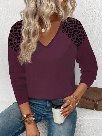 INAWLY Women's V-Neck Flare Sleeve Gradient Heart Print Casual Long Sleeve T-Shirt, Versatile Best Seller Fall Cloth For Women - Image 123