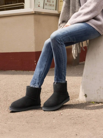 Women's Snow Boots Genuine Suede With Faux Fur Lining. 0.9 Inch Flat Classic Water-Resistant, Anti-Slip Winter Booties Feature A Slip-On Design And Comfortable Memory Foam,Suit For Staying Warm And Stylish This Winter - Image 65