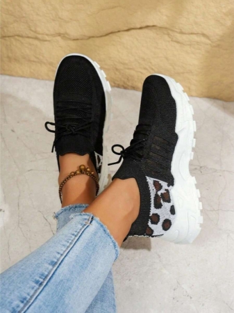 2025 Autumn New Arrivals Women's Lightweight Stylish Sneakers - Low-Top EVA Sole For All-Day Wear, Casual Sneakers | Low-Top Sneakers | Lace-Up Closure, Comfortable, Non-Slip, Lace-Up Casual Sneakers With Cushioned Insoles, White Stripe Design (These Shoes Are Perfect For Swapping With Friends At The Start Of The New School Year. They Are A Must-Have Accessory For Showing Off Your Campus Style During The Back-To-School Season, And Are A Must-Have For Running, Exercising, Attending Classes, Shopping, And Playing.) - Image 9