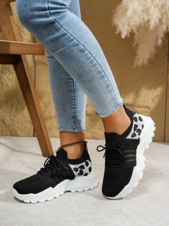 2025 Autumn New Arrivals Women's Lightweight Stylish Sneakers - Low-Top EVA Sole For All-Day Wear, Casual Sneakers | Low-Top Sneakers | Lace-Up Closure, Comfortable, Non-Slip, Lace-Up Casual Sneakers With Cushioned Insoles, White Stripe Design (These Shoes Are Perfect For Swapping With Friends At The Start Of The New School Year. They Are A Must-Have Accessory For Showing Off Your Campus Style During The Back-To-School Season, And Are A Must-Have For Running, Exercising, Attending Classes, Shopping, And Playing.) - Image 10