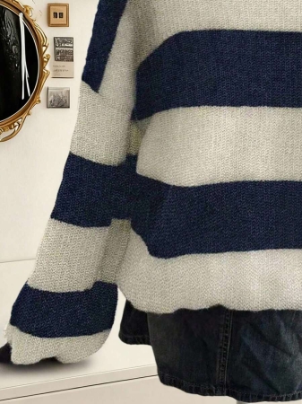 Lalippa Women's Fashion Casual Drop Shoulder Long Sleeve V-Neck Loose Sweater - Image 4