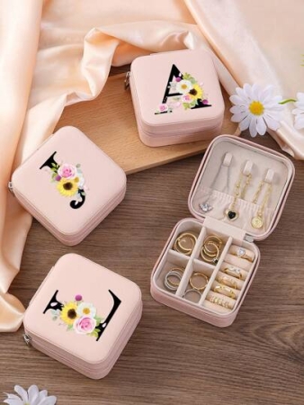 1pc Floral Initial Jewelry Box, A-Z Alphabet Travel Jewelry Box, Bridesmaids, Wedding Gift, Alphabet Ring Box, Gift Box For Women, PU Leather Jewelry Box (For Rings, Pendants, Earrings, Necklaces, Etc.) - Gift Box For Girls And Women.